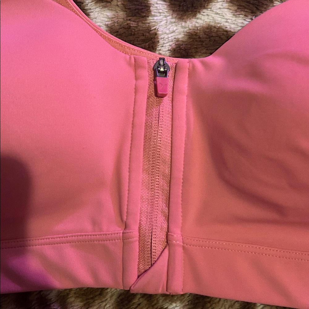 Women's Pink Front-Zip Bra - Picture 2 of 4